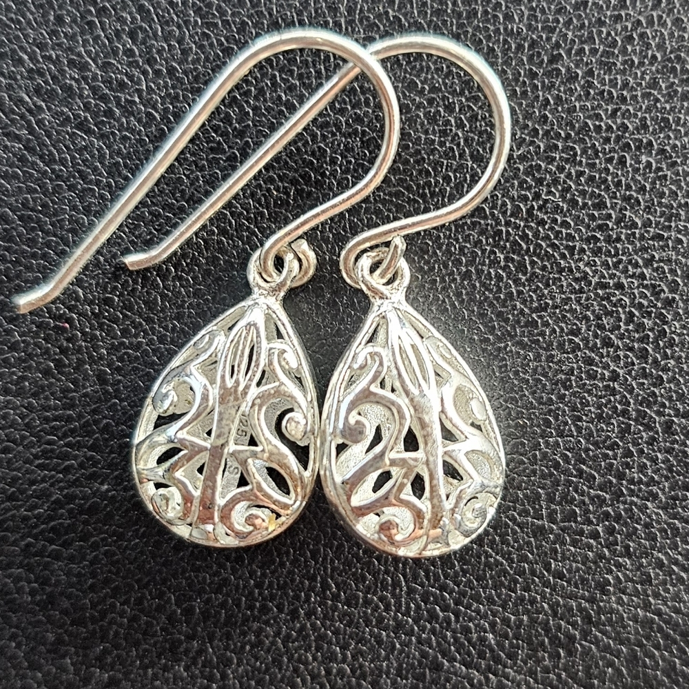 VTG Sterling Filigree Dangle Earrings